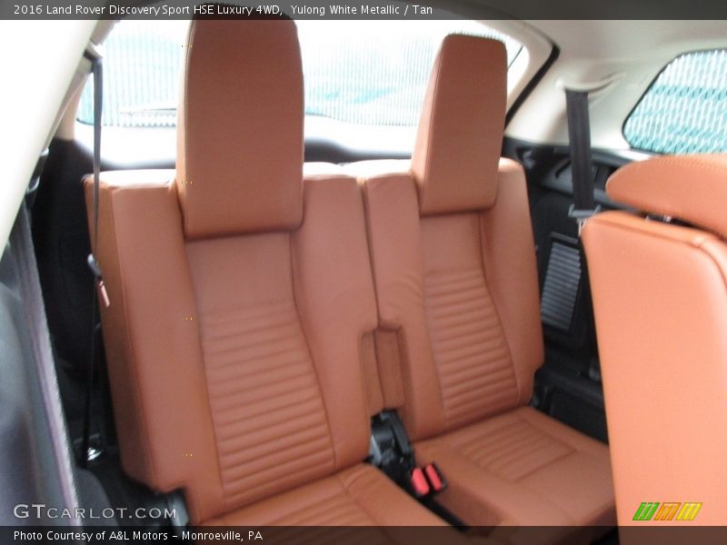 Yulong White Metallic / Tan 2016 Land Rover Discovery Sport HSE Luxury 4WD