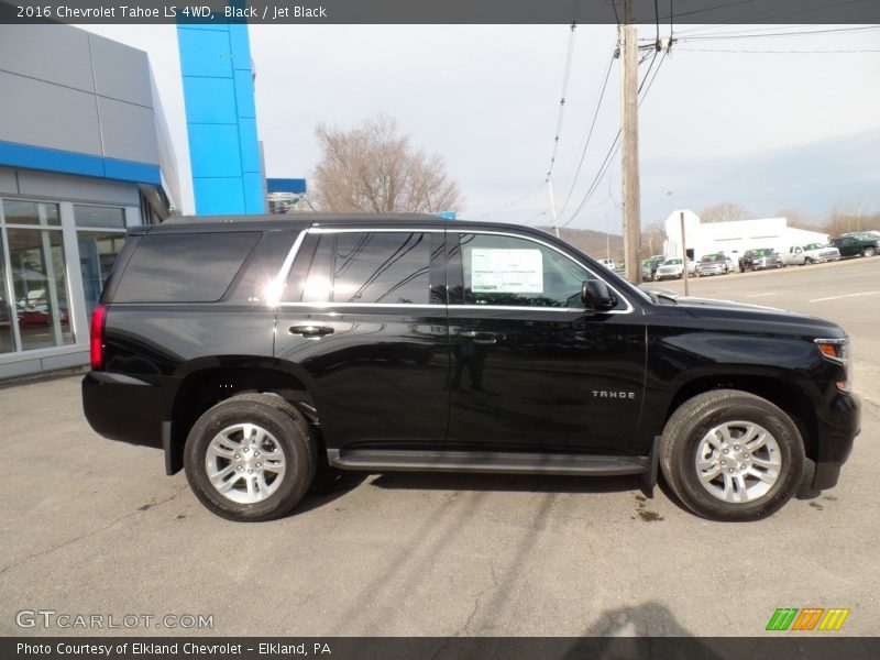  2016 Tahoe LS 4WD Black