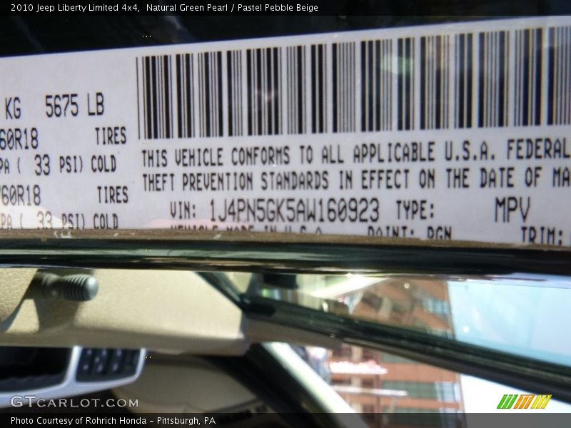 Natural Green Pearl / Pastel Pebble Beige 2010 Jeep Liberty Limited 4x4