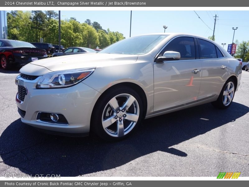 Front 3/4 View of 2014 Malibu LTZ