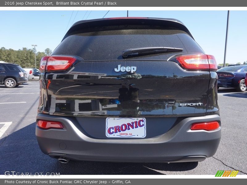 Brilliant Black Crystal Pearl / Black 2016 Jeep Cherokee Sport