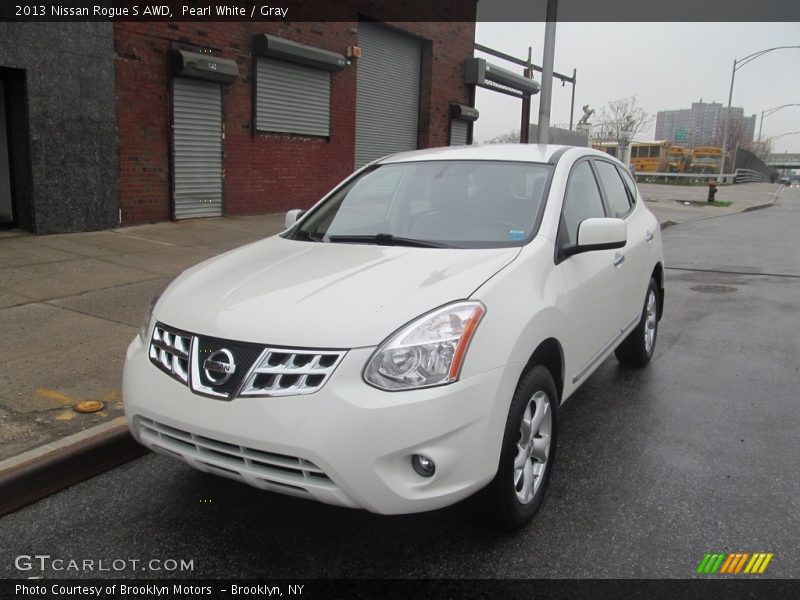 Pearl White / Gray 2013 Nissan Rogue S AWD