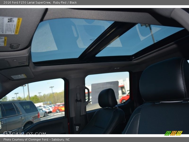 Ruby Red / Black 2016 Ford F150 Lariat SuperCrew