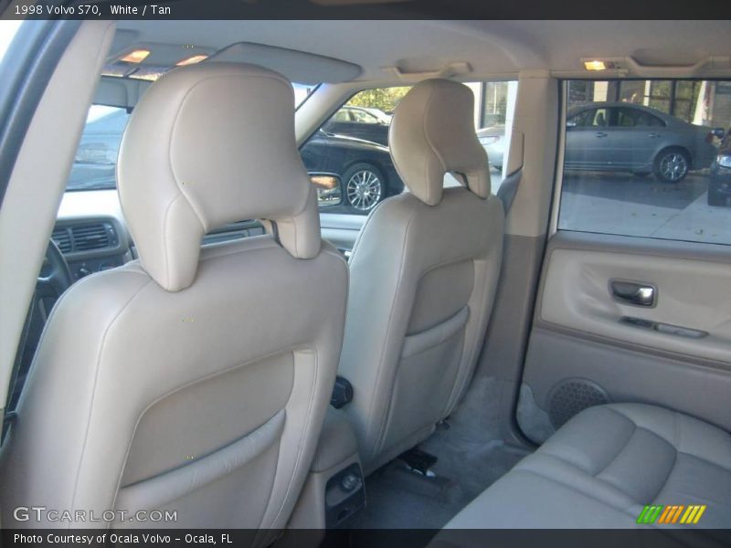 White / Tan 1998 Volvo S70