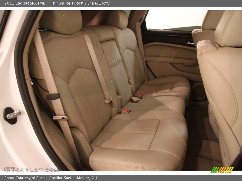 Platinum Ice Tricoat / Shale/Ebony 2011 Cadillac SRX FWD