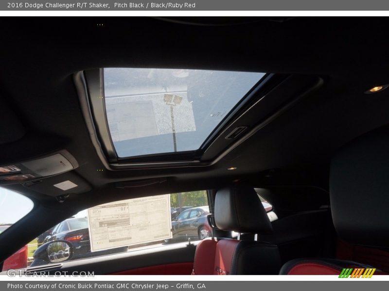 Pitch Black / Black/Ruby Red 2016 Dodge Challenger R/T Shaker