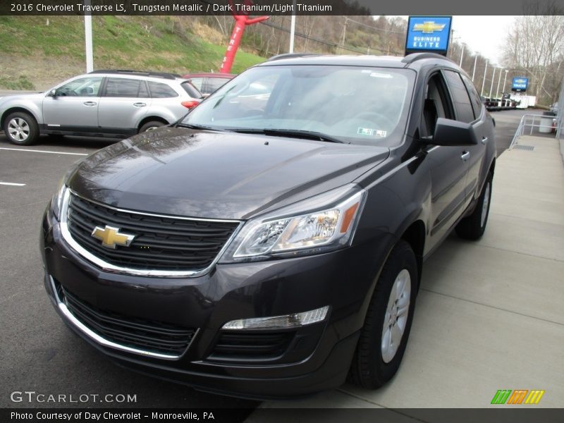 Tungsten Metallic / Dark Titanium/Light Titanium 2016 Chevrolet Traverse LS