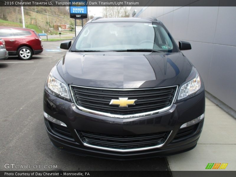 Tungsten Metallic / Dark Titanium/Light Titanium 2016 Chevrolet Traverse LS