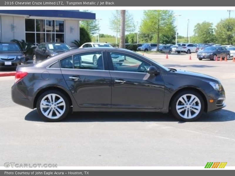 Tungsten Metallic / Jet Black 2016 Chevrolet Cruze Limited LTZ