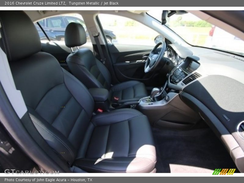 Tungsten Metallic / Jet Black 2016 Chevrolet Cruze Limited LTZ