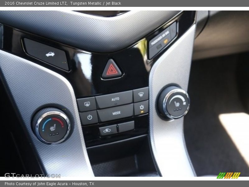 Tungsten Metallic / Jet Black 2016 Chevrolet Cruze Limited LTZ