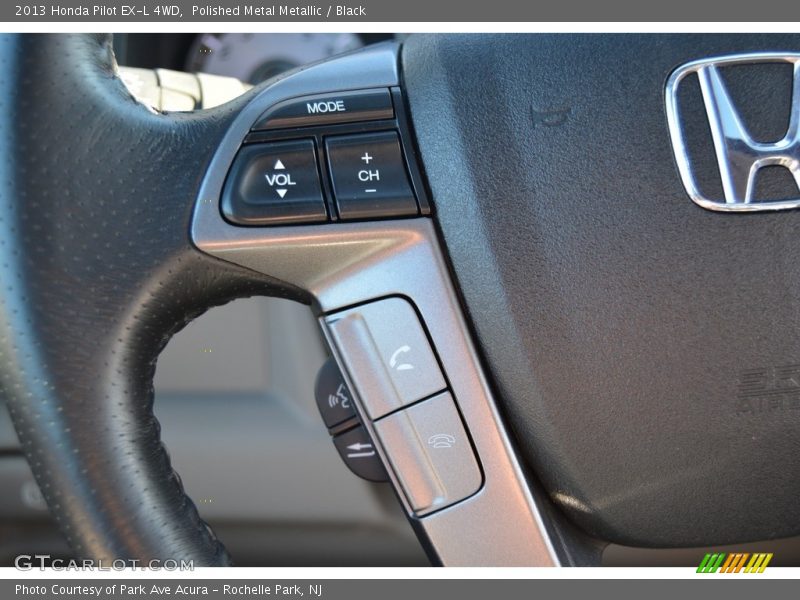 Polished Metal Metallic / Black 2013 Honda Pilot EX-L 4WD