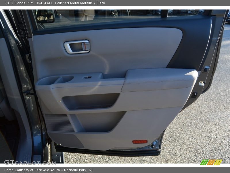 Polished Metal Metallic / Black 2013 Honda Pilot EX-L 4WD
