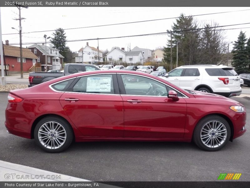 Ruby Red Metallic / Charcoal Black 2016 Ford Fusion SE