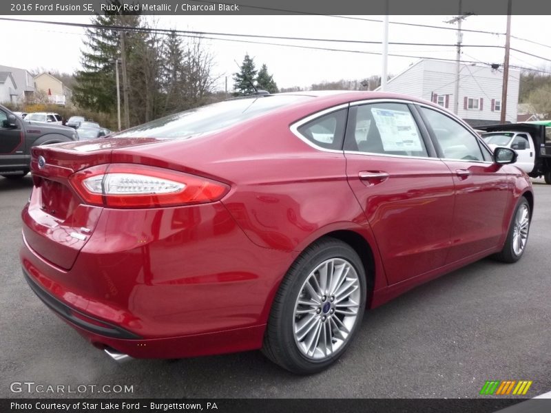 Ruby Red Metallic / Charcoal Black 2016 Ford Fusion SE