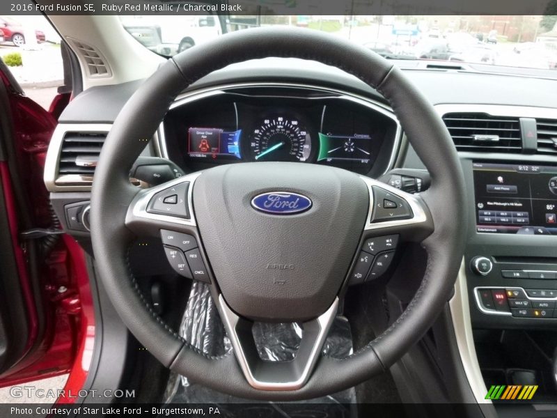 Ruby Red Metallic / Charcoal Black 2016 Ford Fusion SE