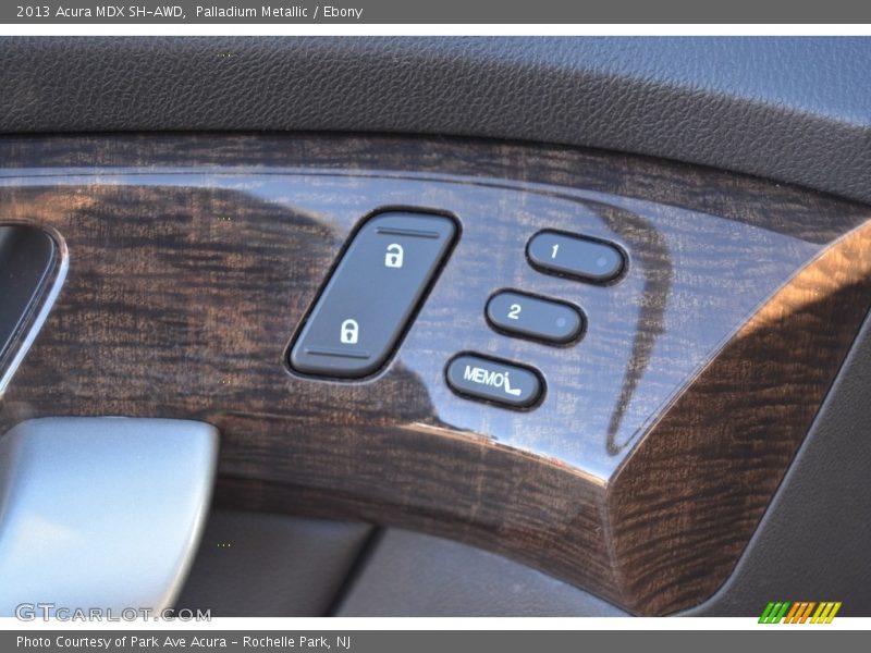 Palladium Metallic / Ebony 2013 Acura MDX SH-AWD