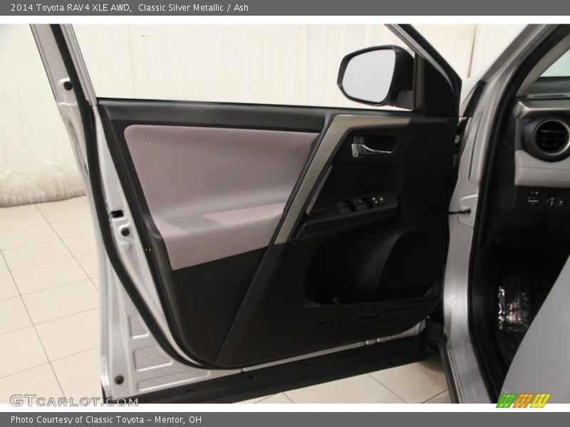 Classic Silver Metallic / Ash 2014 Toyota RAV4 XLE AWD