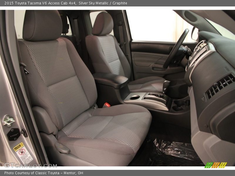 Silver Sky Metallic / Graphite 2015 Toyota Tacoma V6 Access Cab 4x4