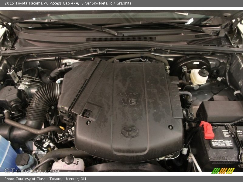 Silver Sky Metallic / Graphite 2015 Toyota Tacoma V6 Access Cab 4x4