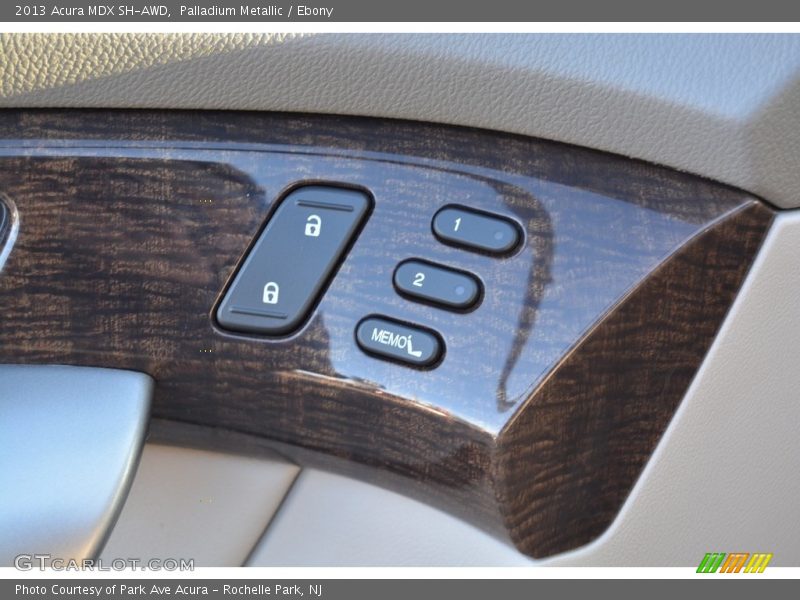 Palladium Metallic / Ebony 2013 Acura MDX SH-AWD