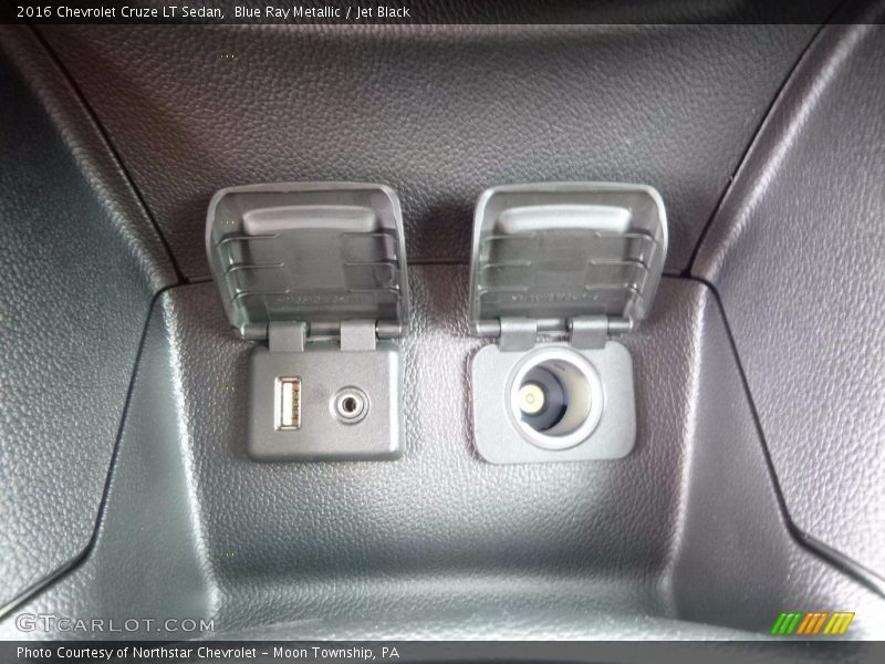 Blue Ray Metallic / Jet Black 2016 Chevrolet Cruze LT Sedan