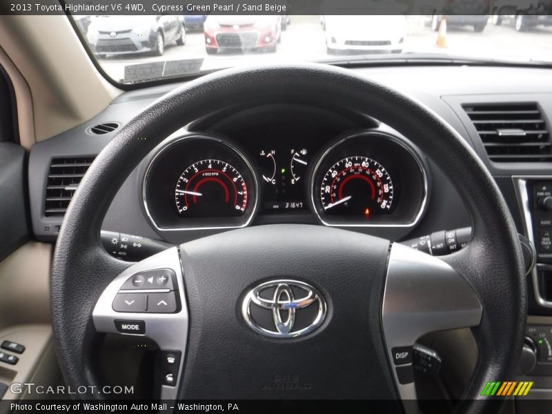 Cypress Green Pearl / Sand Beige 2013 Toyota Highlander V6 4WD