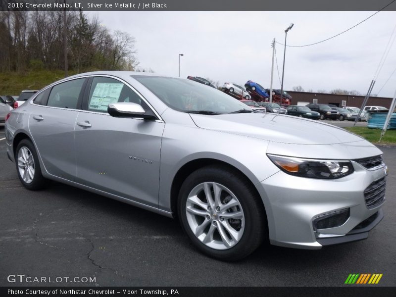 Silver Ice Metallic / Jet Black 2016 Chevrolet Malibu LT