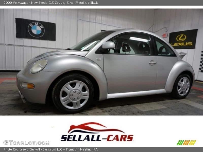 Silver Metallic / Black 2000 Volkswagen New Beetle GLS Coupe