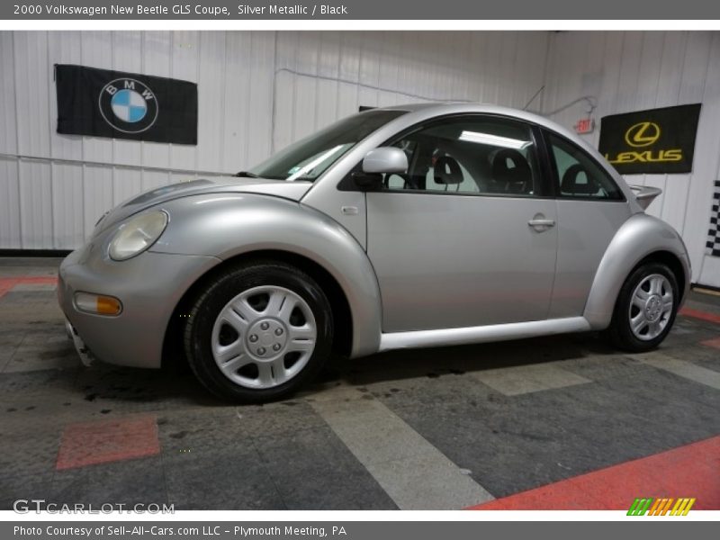 Silver Metallic / Black 2000 Volkswagen New Beetle GLS Coupe