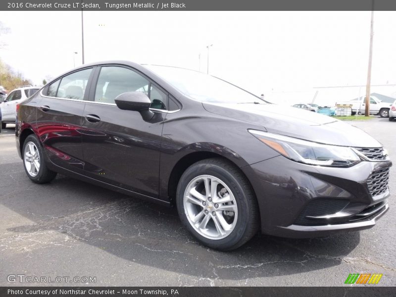 Tungsten Metallic / Jet Black 2016 Chevrolet Cruze LT Sedan
