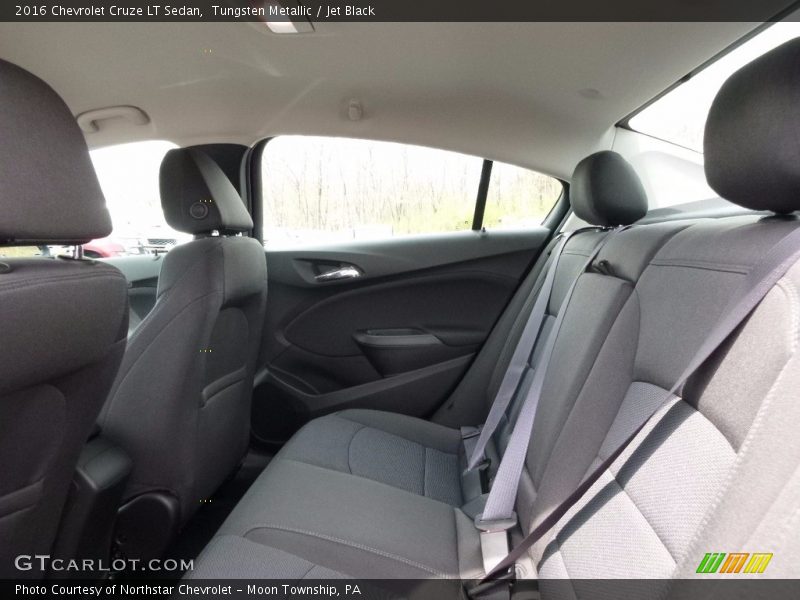 Tungsten Metallic / Jet Black 2016 Chevrolet Cruze LT Sedan
