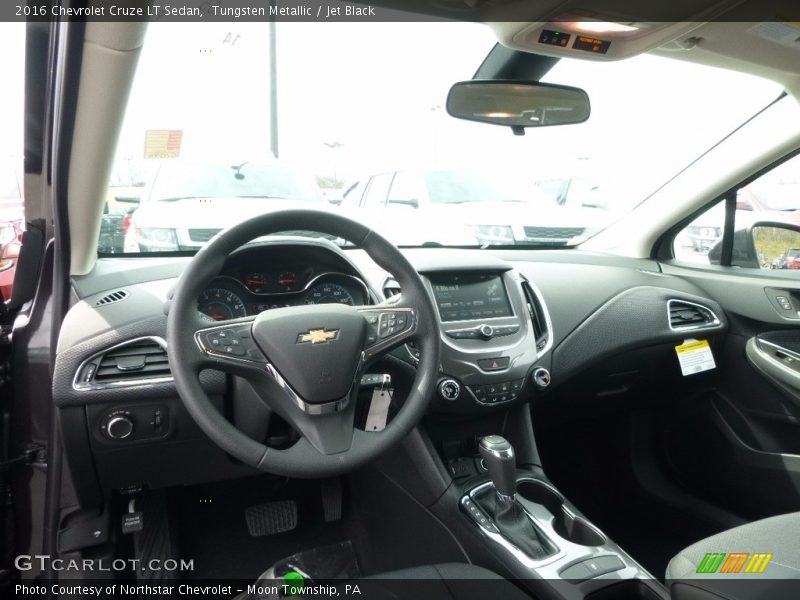 Tungsten Metallic / Jet Black 2016 Chevrolet Cruze LT Sedan