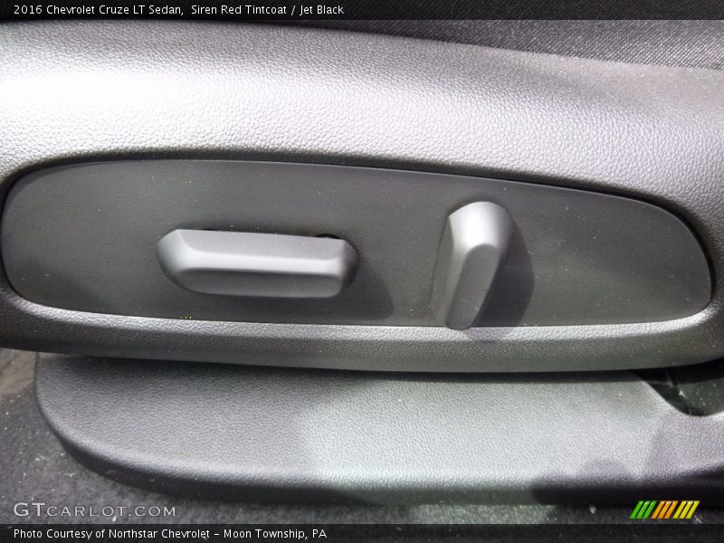 Siren Red Tintcoat / Jet Black 2016 Chevrolet Cruze LT Sedan