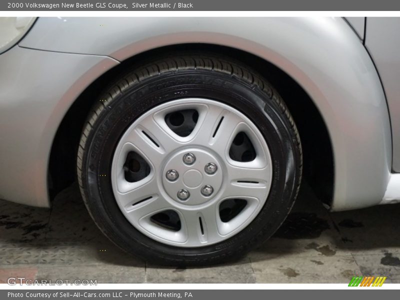 Silver Metallic / Black 2000 Volkswagen New Beetle GLS Coupe