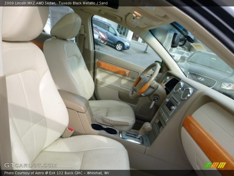 Tuxedo Black Metallic / Sand 2009 Lincoln MKZ AWD Sedan