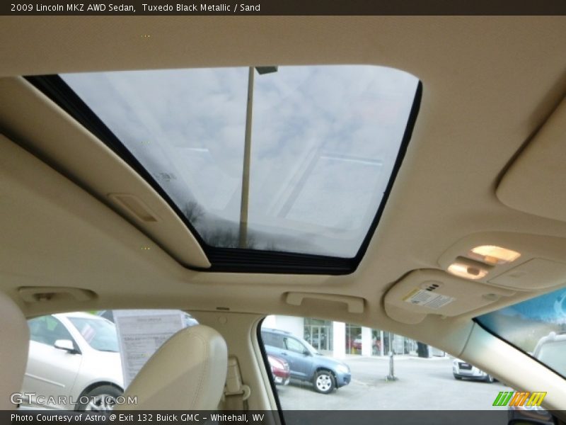 Tuxedo Black Metallic / Sand 2009 Lincoln MKZ AWD Sedan