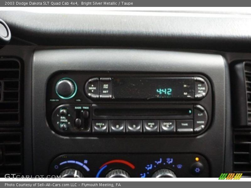 Bright Silver Metallic / Taupe 2003 Dodge Dakota SLT Quad Cab 4x4