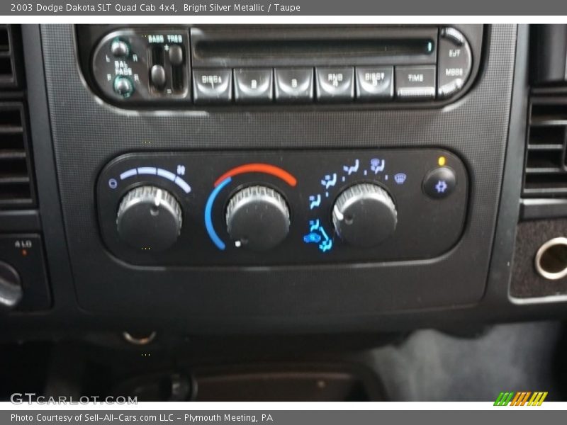 Bright Silver Metallic / Taupe 2003 Dodge Dakota SLT Quad Cab 4x4
