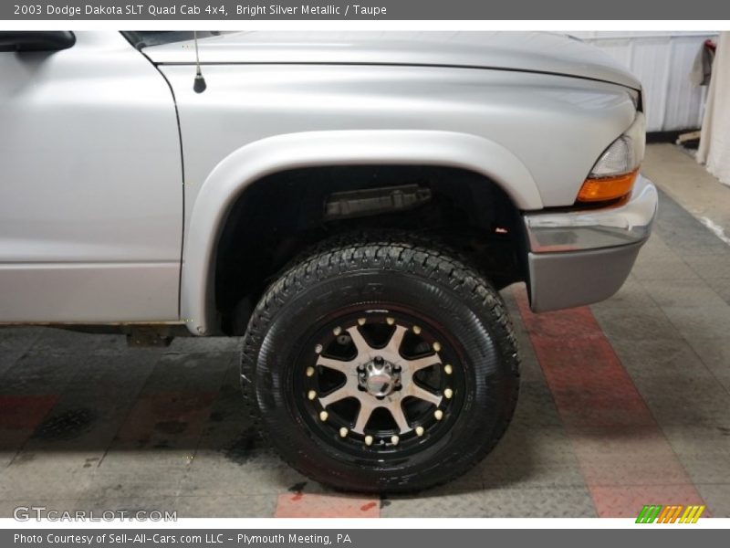 Bright Silver Metallic / Taupe 2003 Dodge Dakota SLT Quad Cab 4x4