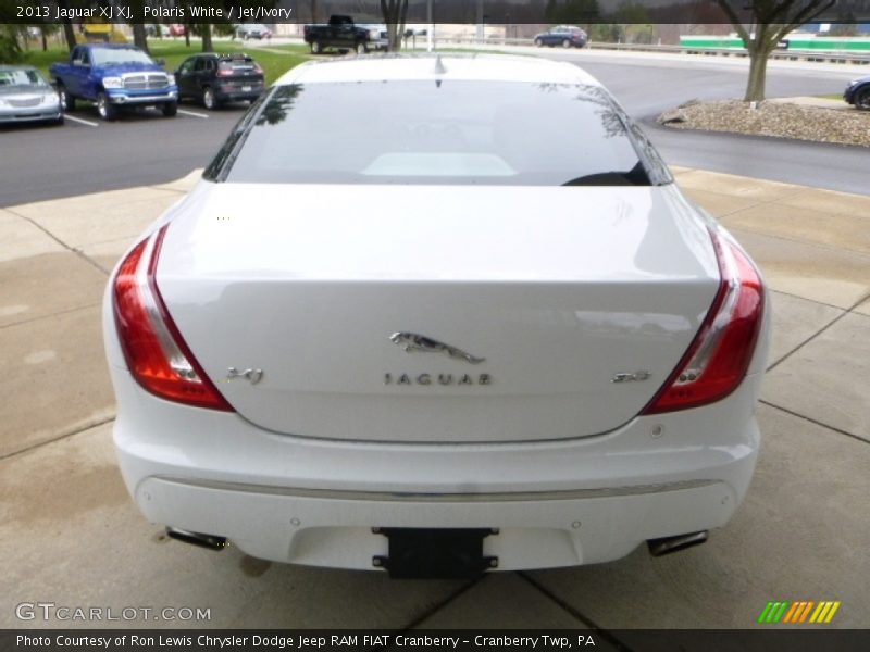 Polaris White / Jet/Ivory 2013 Jaguar XJ XJ