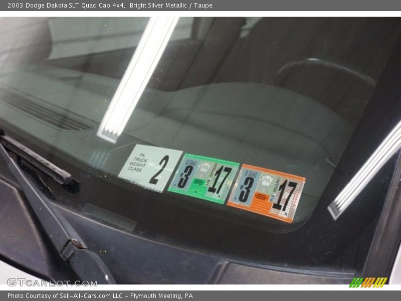 Bright Silver Metallic / Taupe 2003 Dodge Dakota SLT Quad Cab 4x4
