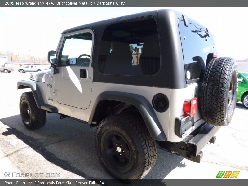 Bright Silver Metallic / Dark Slate Gray 2005 Jeep Wrangler X 4x4