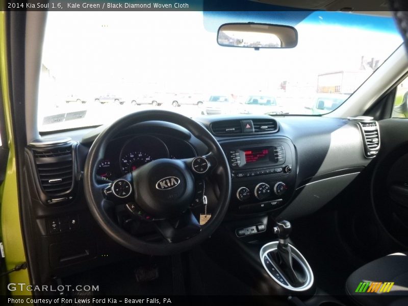 Kale Green / Black Diamond Woven Cloth 2014 Kia Soul 1.6