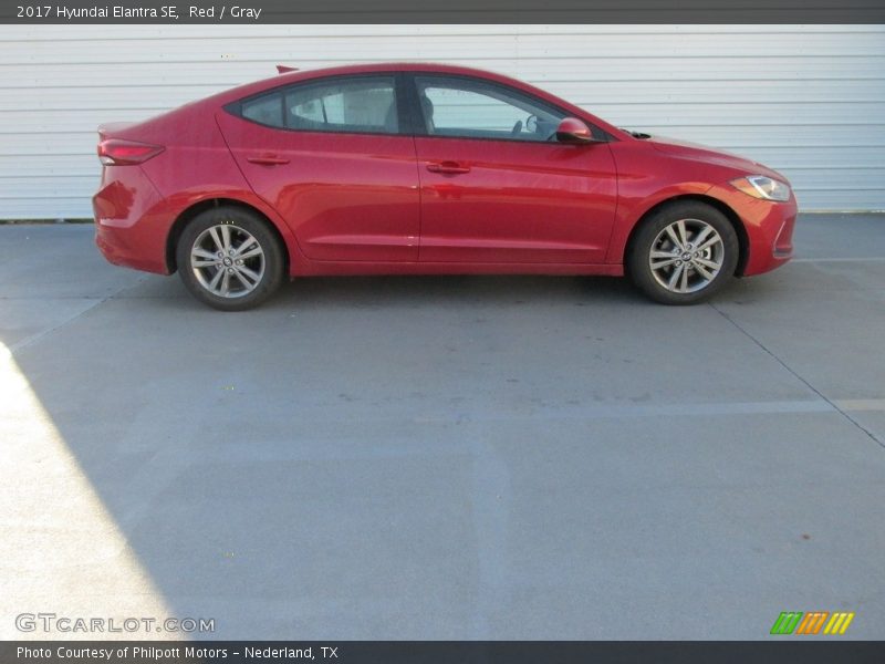 Red / Gray 2017 Hyundai Elantra SE