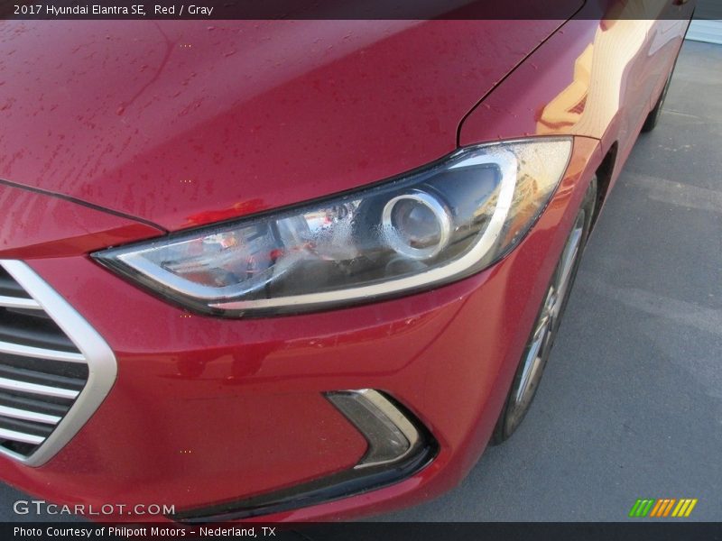 Red / Gray 2017 Hyundai Elantra SE