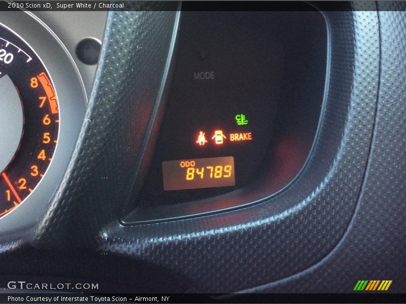 Super White / Charcoal 2010 Scion xD