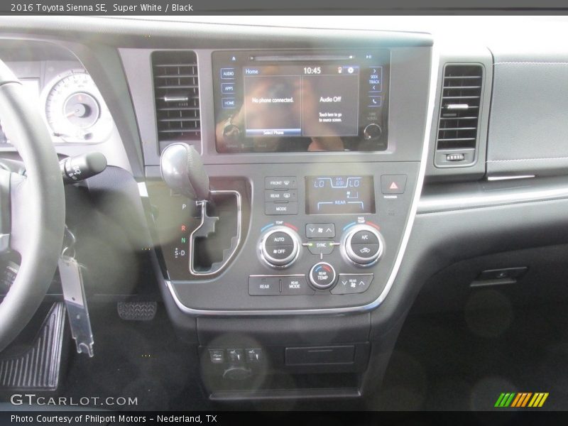 Super White / Black 2016 Toyota Sienna SE