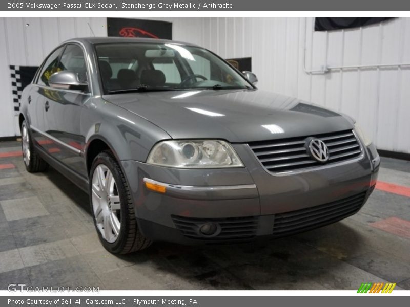 Stonehenge Grey Metallic / Anthracite 2005 Volkswagen Passat GLX Sedan