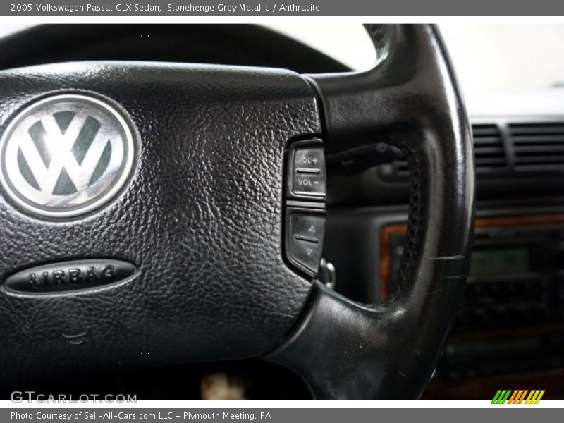 Stonehenge Grey Metallic / Anthracite 2005 Volkswagen Passat GLX Sedan